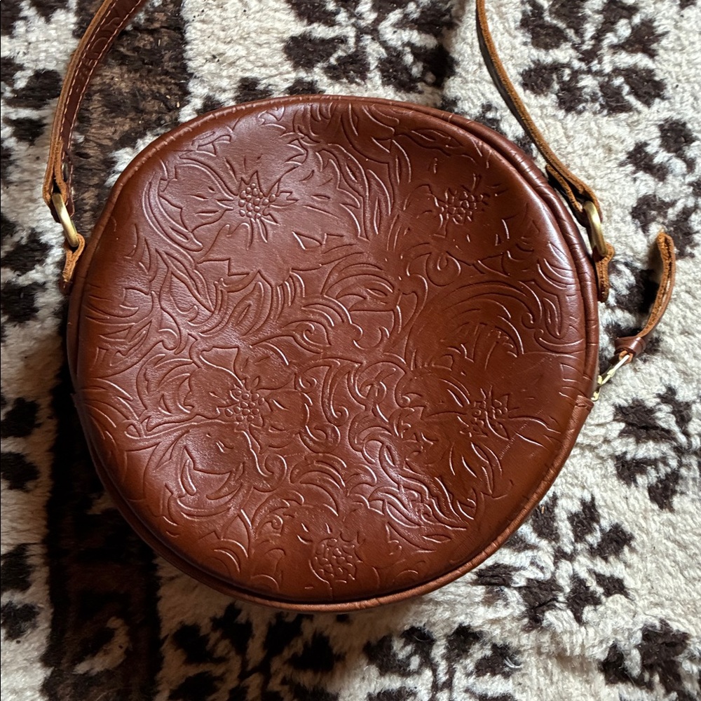 Portland Leather Round Tooled Crossbody Bag in Cognac Brown - Picture 8 of 9